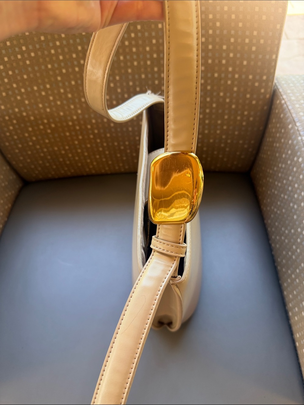 Zara Tan Leather Bucket Shoulder Bag with Gold Buckle - Picture 4 of 6